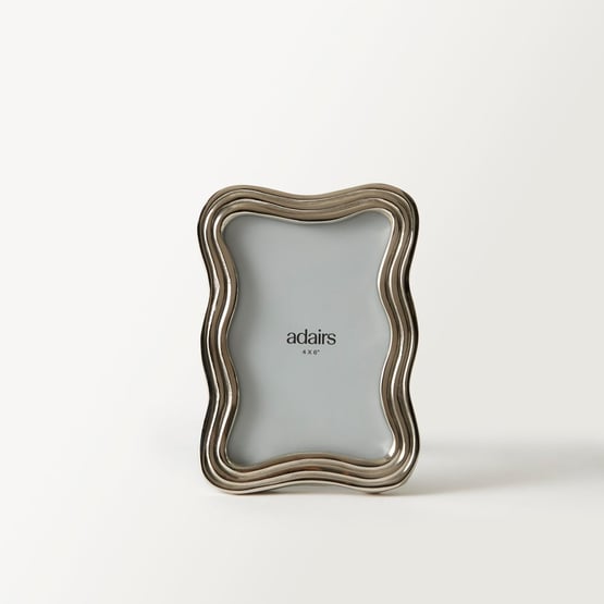 Wavy Frame Silver