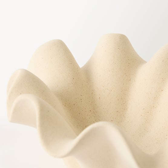 Aubrey White Frilly Small Bowl