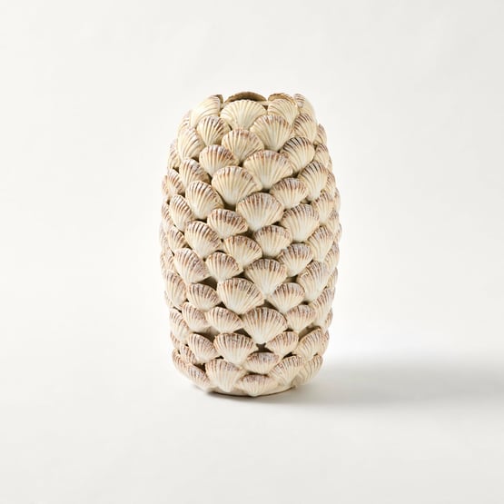 3D White & Natural Shell Vase
