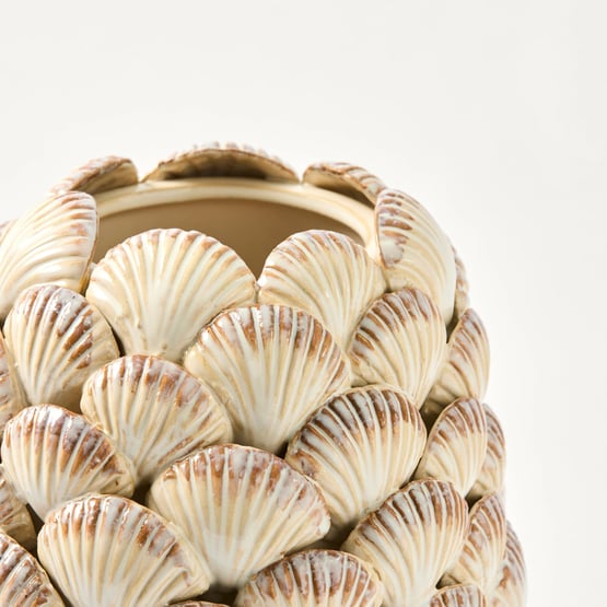 3D White & Natural Shell Vase