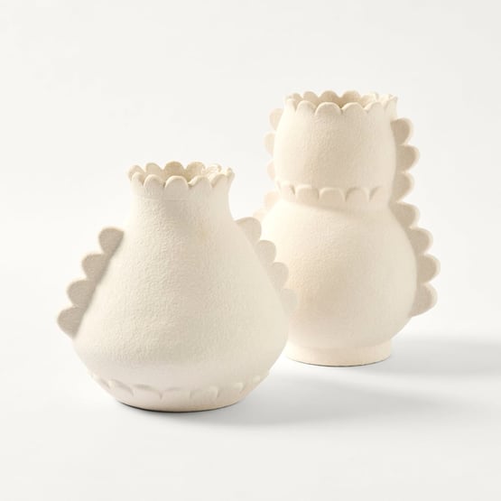 Gracie White Scalloped Vase
