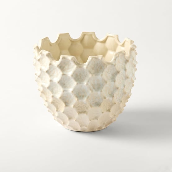 Shoreline White Pot