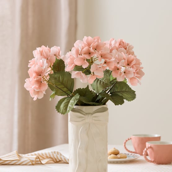 Hydrangea Peach Stem
