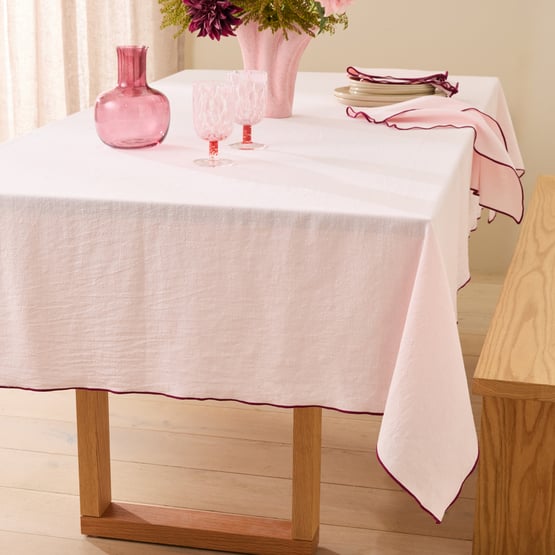 Lulu Pink & Berry Tablecloth