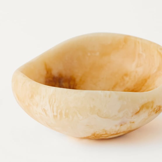Arto Caramel Resin Wave Dip Bowl