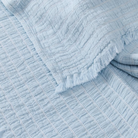 European Migsa Blue & White Throw