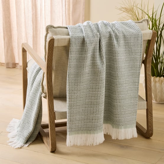 Bowie Chive Throw