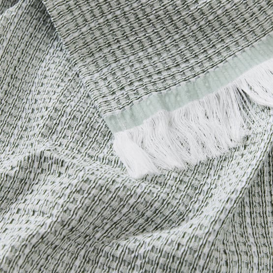 Bowie Chive Throw