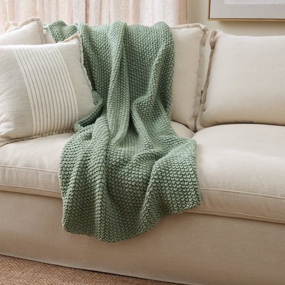 Hallstatt Lilypad Chunky Knit Throw