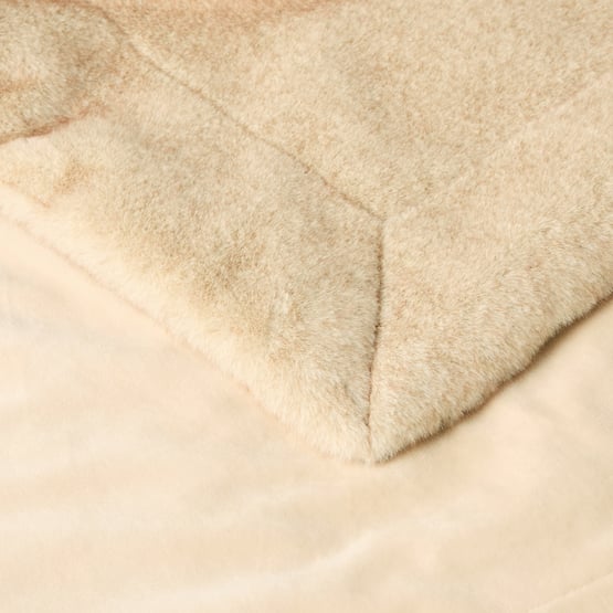 Zurich Recycled Fur Pebble Throw