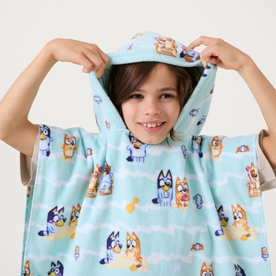 BBC Bluey Family Trip Multi Hooded Beach Towel