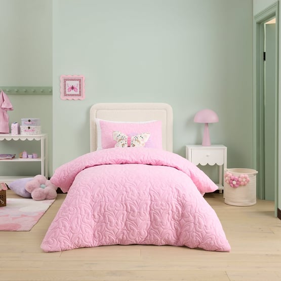 Butterfly Kisses Pink Quilted Quilt Cover Set