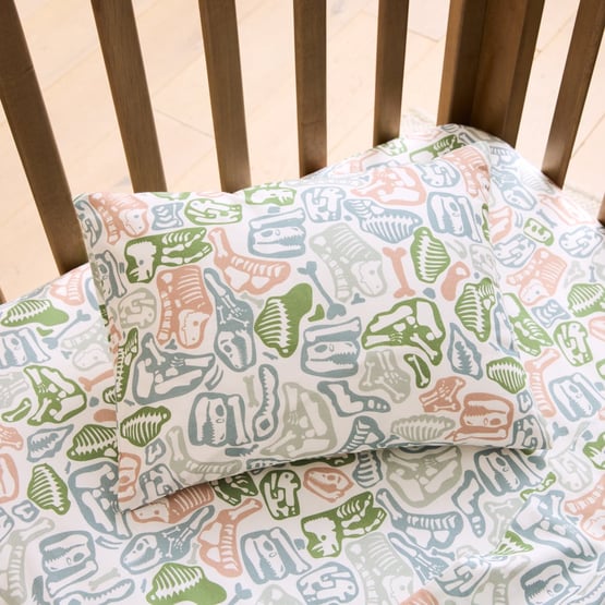 Bedrock Dreams White Cot Sheet Set