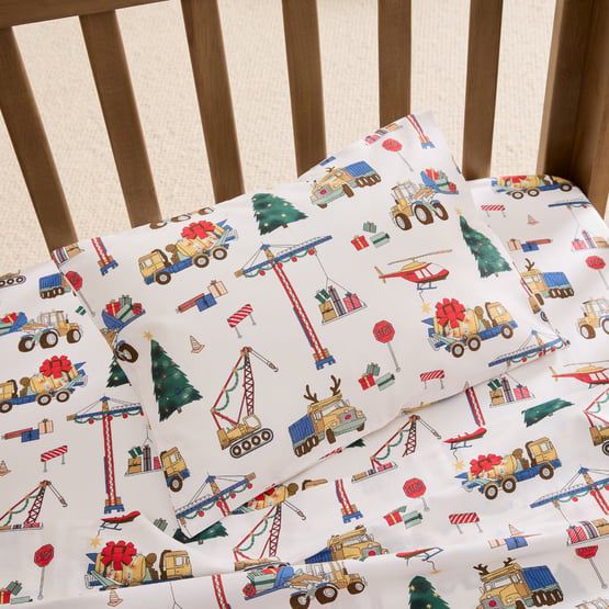 Digging Christmas Natural Cot Sheet Set