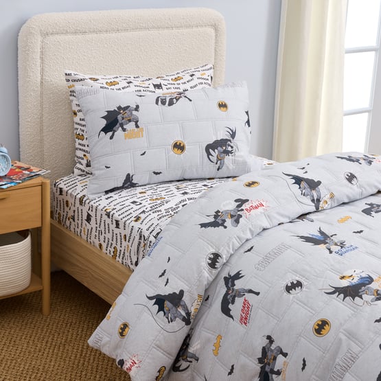 Warner Bros Batman Grey Crusader Quilted Quilt Cover Set