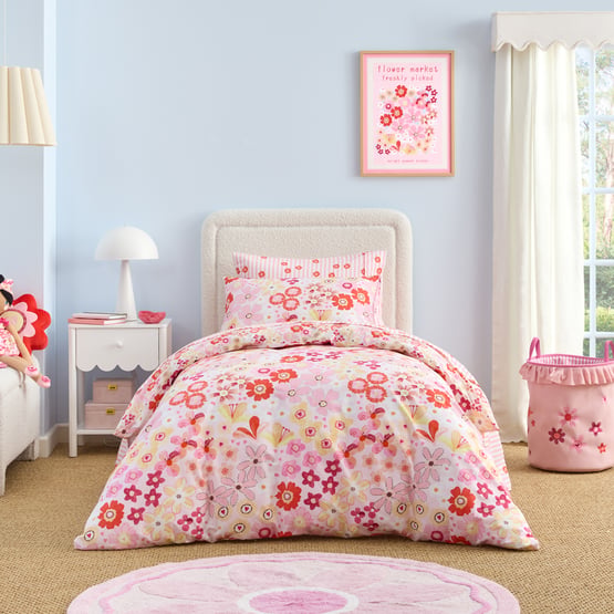 Pocketful Of Flowers Pink Quilt Cover Set