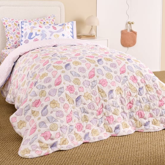 Shelley White Mermaid Scalloped Blanket