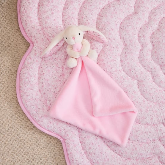 Heirloom Rosie Pink Bunny Comforter