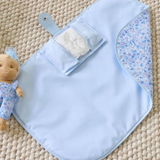 Be a Daisy Blue Travel Change Mat