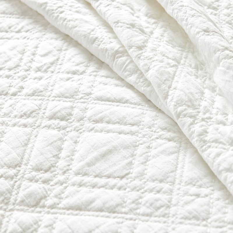 Madelyn Quilted White Coverlet Separates