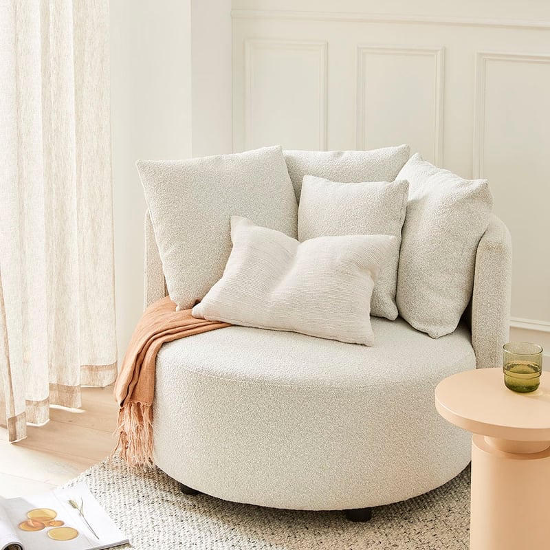 Plume  Snow Boucle Chair