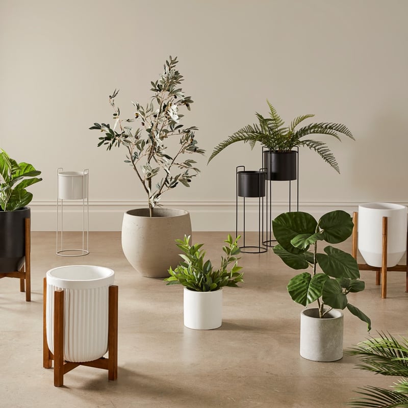Wagner White Plant Stand 