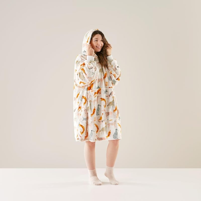 Teddy Natural Multi Crazy Dog Days Hooded Blanket