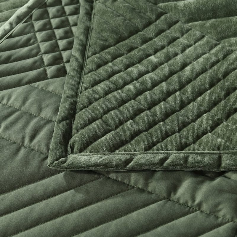 Samatra Olive Coverlet Set + Accessories