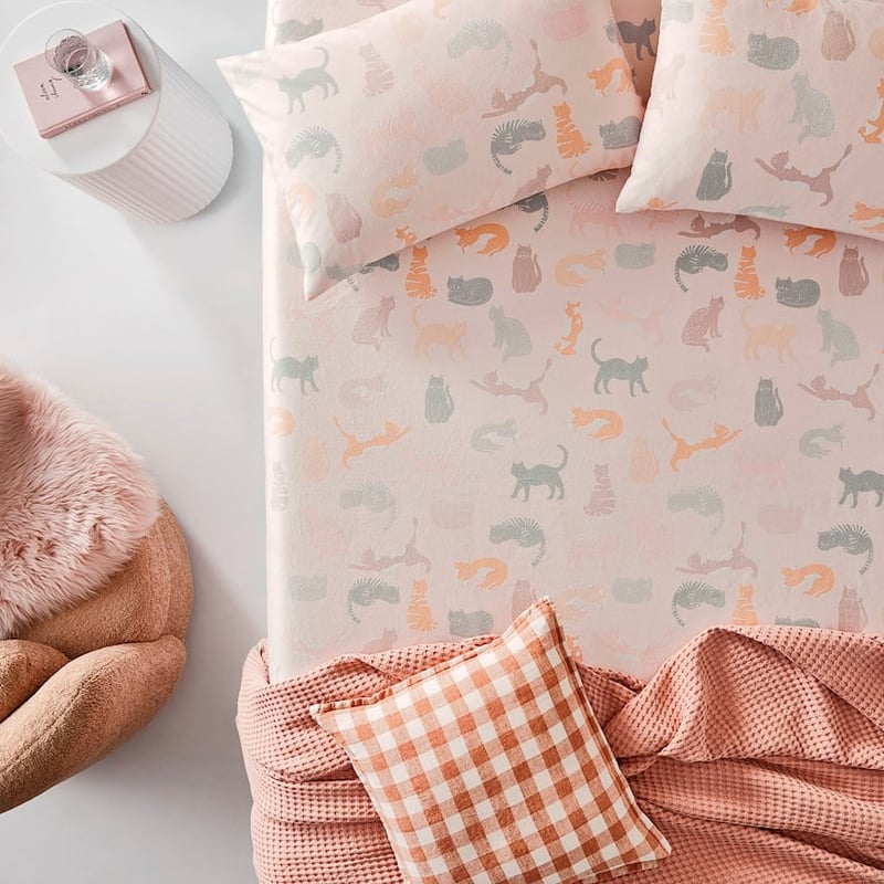 Printed Pink Cat Flannelette Sheet Set