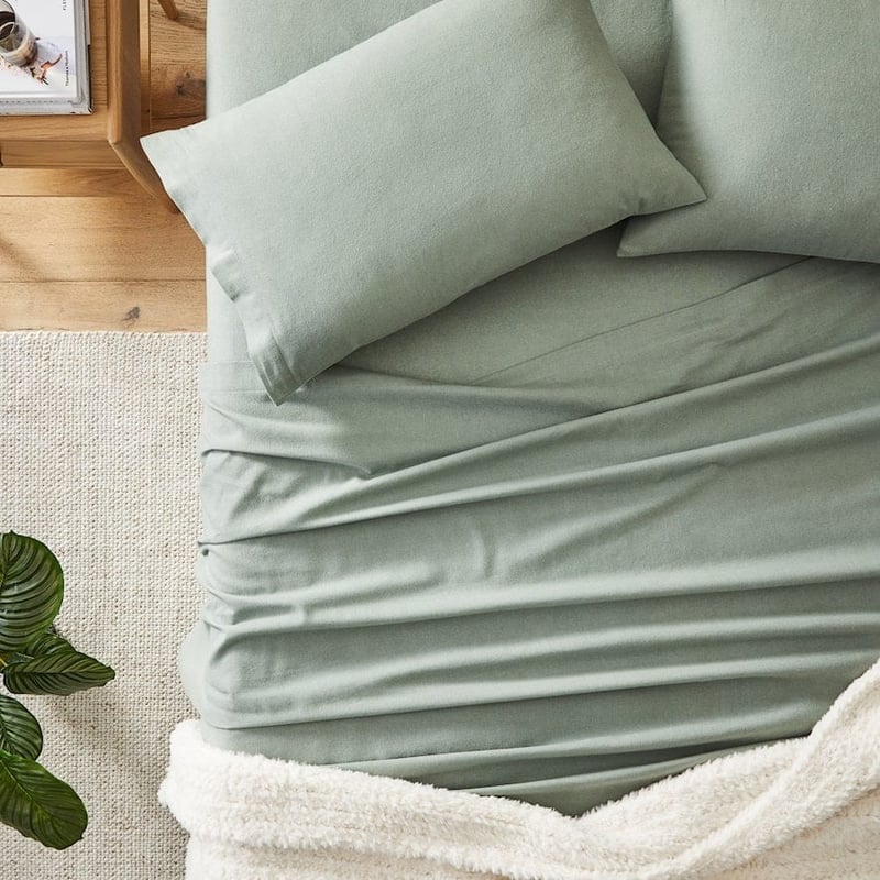 Plain Dyed Green Flannelette Sheet Set