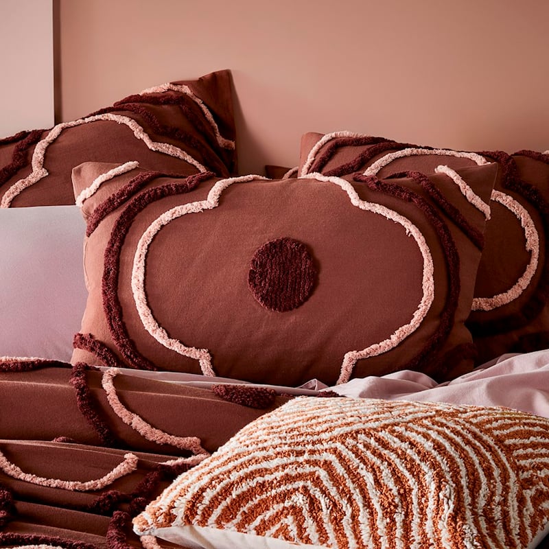 Clover Tufted Wine Pillowcase