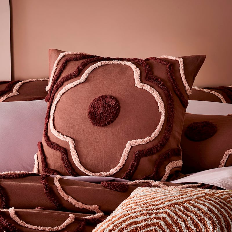 Clover Tufted Wine Pillowcase
