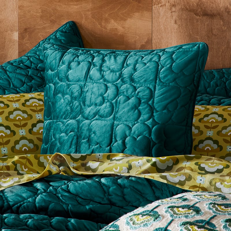 Everly Teal Velvet Quilted Pillowcase
