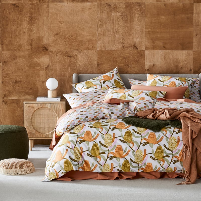 Banksia Multi Bloom Quilt Pillowcase