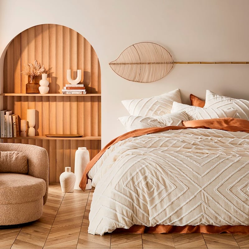 Iris Natural Tufted Pillowcases