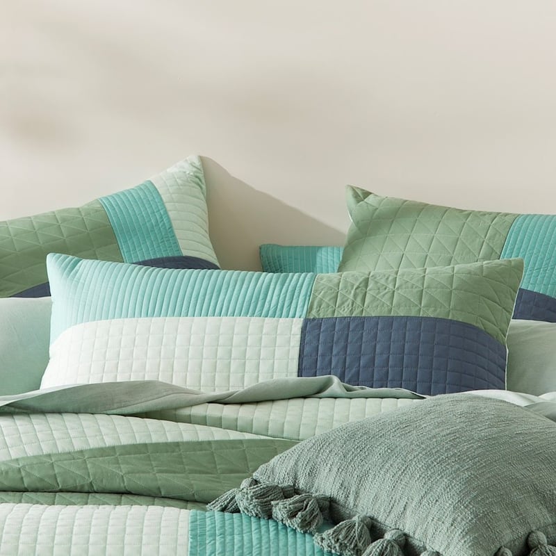 Idaho Green Quilted Pillowcases