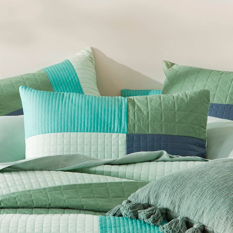 Idaho Green Quilted Pillowcases