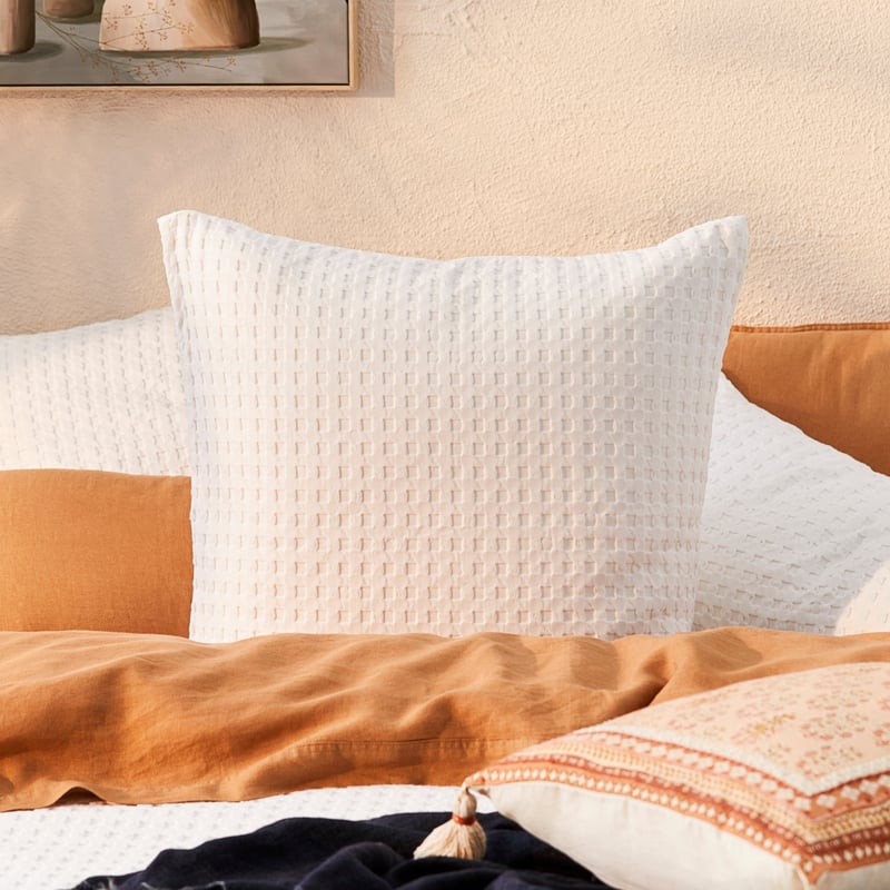 Manhattan White Waffle Pillowcases