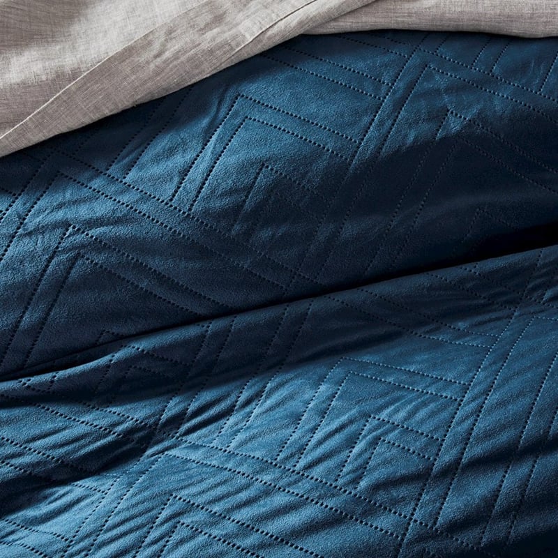 Zayn Navy Velvet Quilt Cover Set + Separates