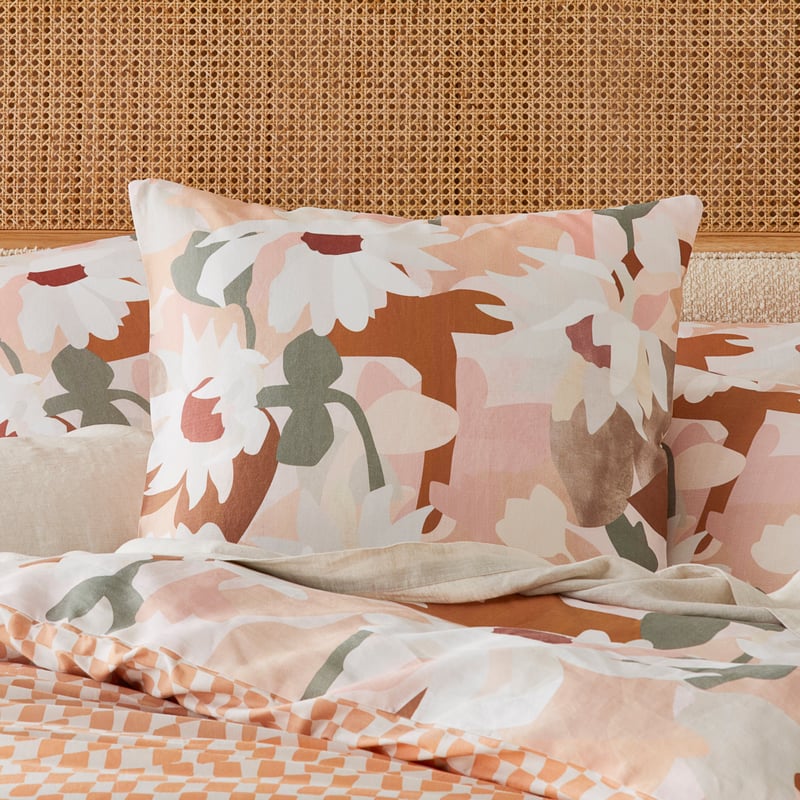 Kimmy Hogan Paper Daisies Whisper Pink Pillowcases