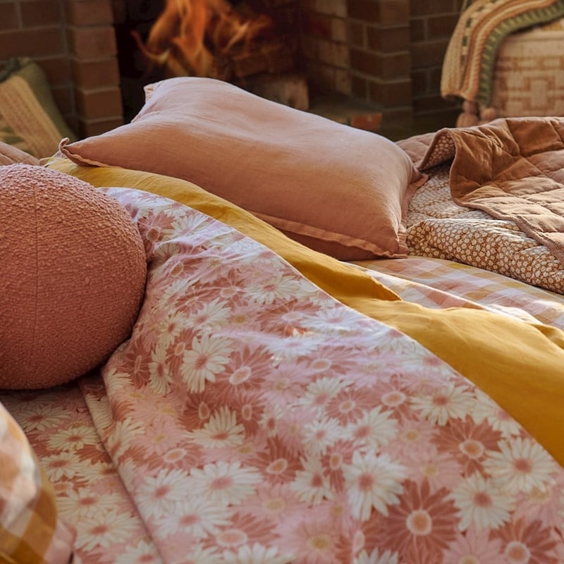 Printed Pink Daisy Dreams Sheet Set