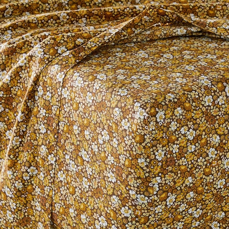 Libertine Golden Printed Sheet Set + Pillowcases