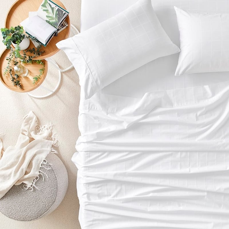 Worlds Softest Cotton White Grid Sheet Set