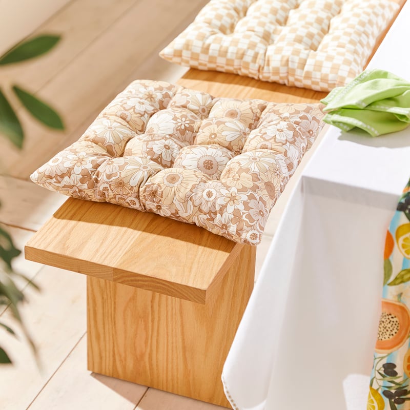 Outdoor Tan Retro Floral Chair Pad