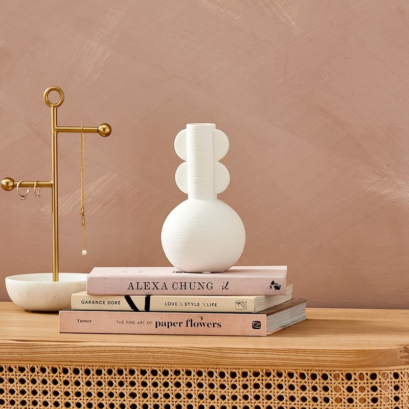 Sadie White 2 Wings Vase