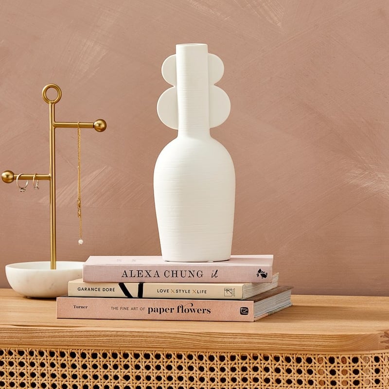 Sadie White 2 Wings Vase