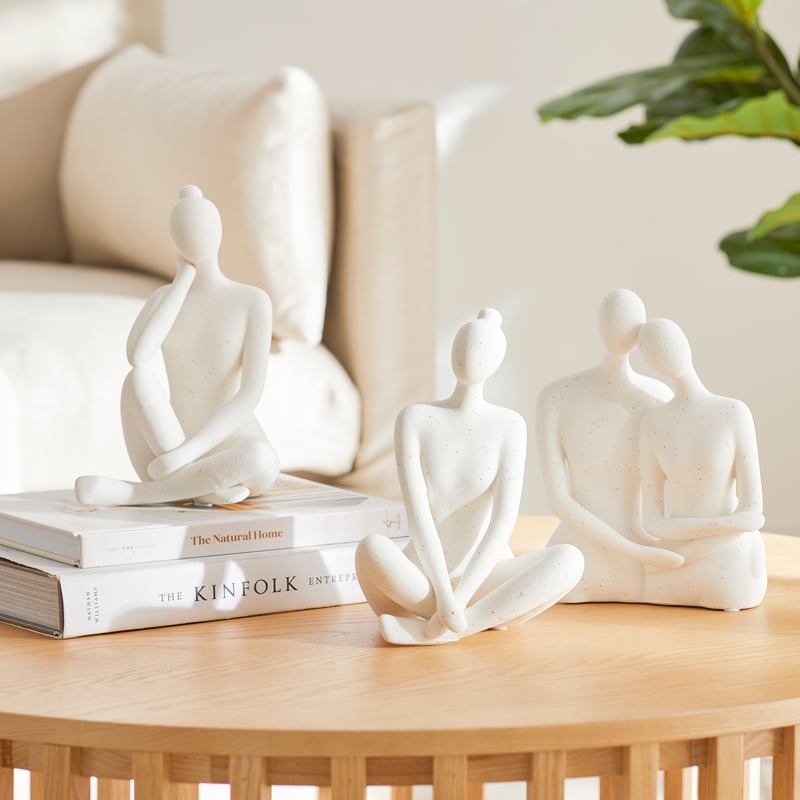 Contemplation White Statues