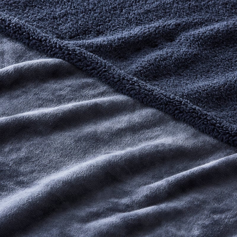 Maisy Navy Pet Blanket