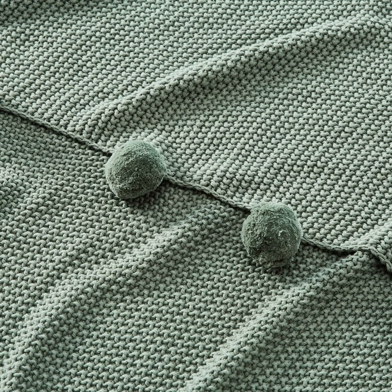 Pom Pom Lily Pad Throw