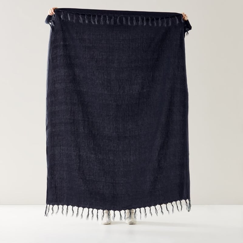 Malmo Midnight Linen Throw